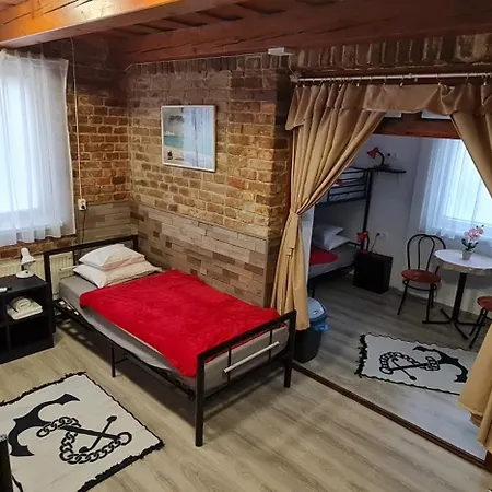 Nosztalgia Vendeghaz A Velencei-tonal Prázdninový dům